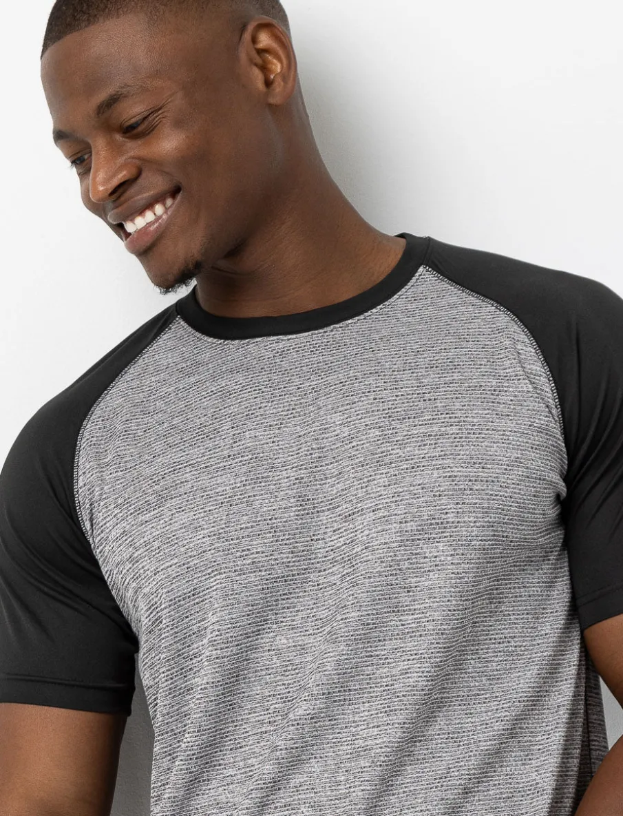 Contrast Sleeve Sports T-shirt