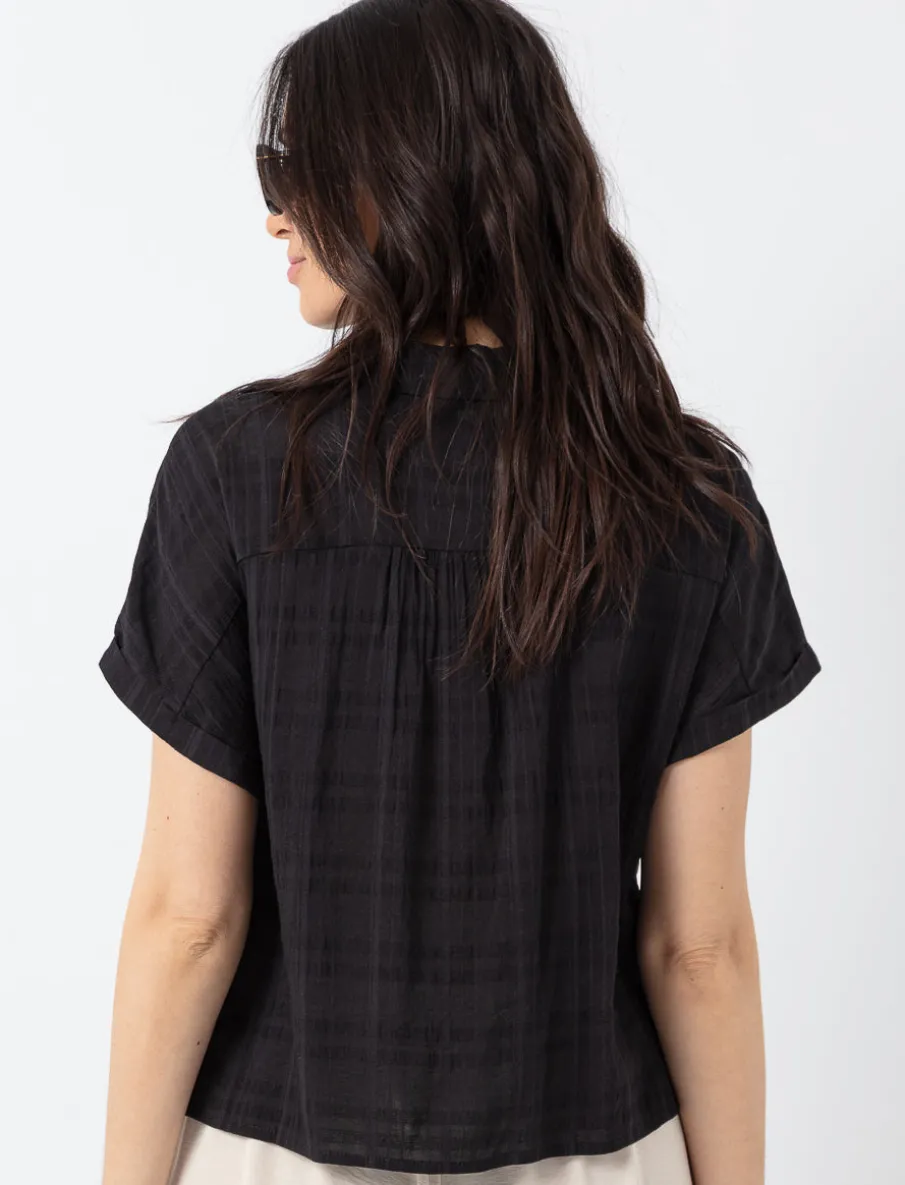 Dolman-sleeve buttoned blouse