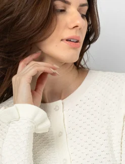 Elegant ruffled cardigan