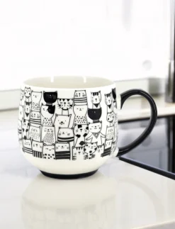 Fine Porcelain Cat Mug