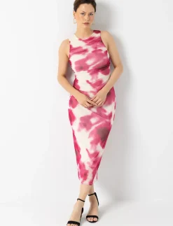 Fitted Floral Sleeveless Dress