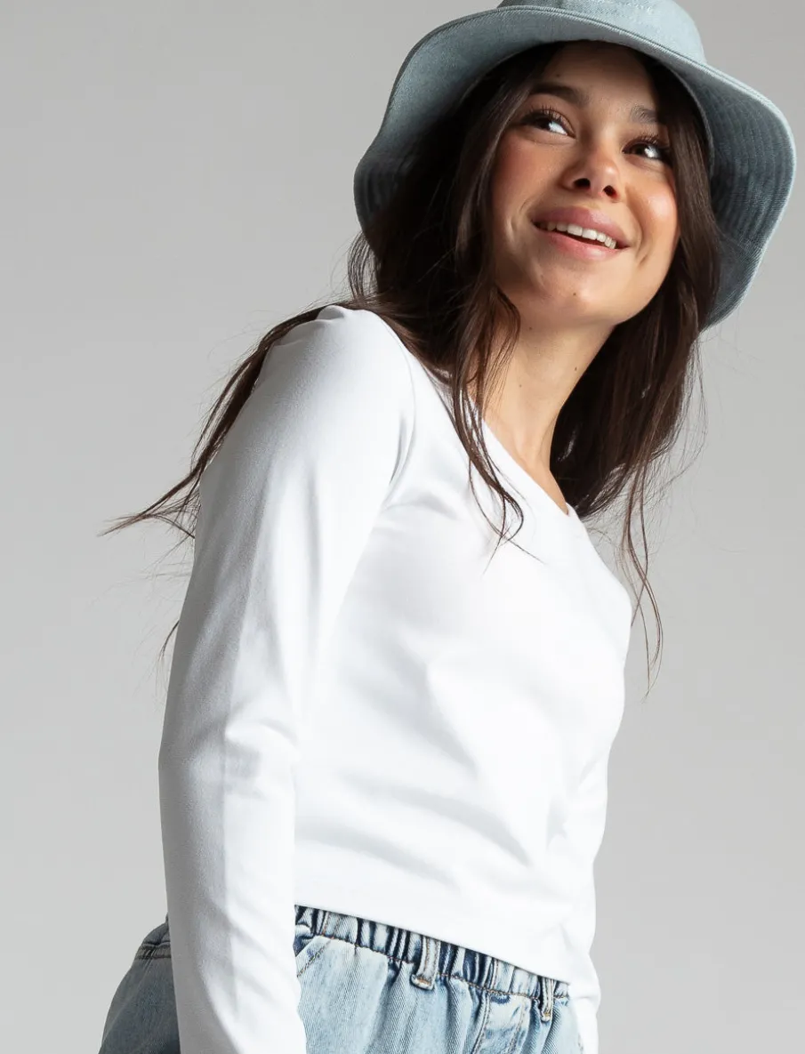 Fitted Long-sleeve T-shirt