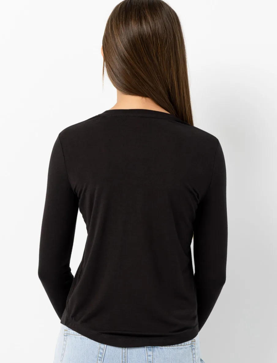 Fitted Long-sleeve T-shirt