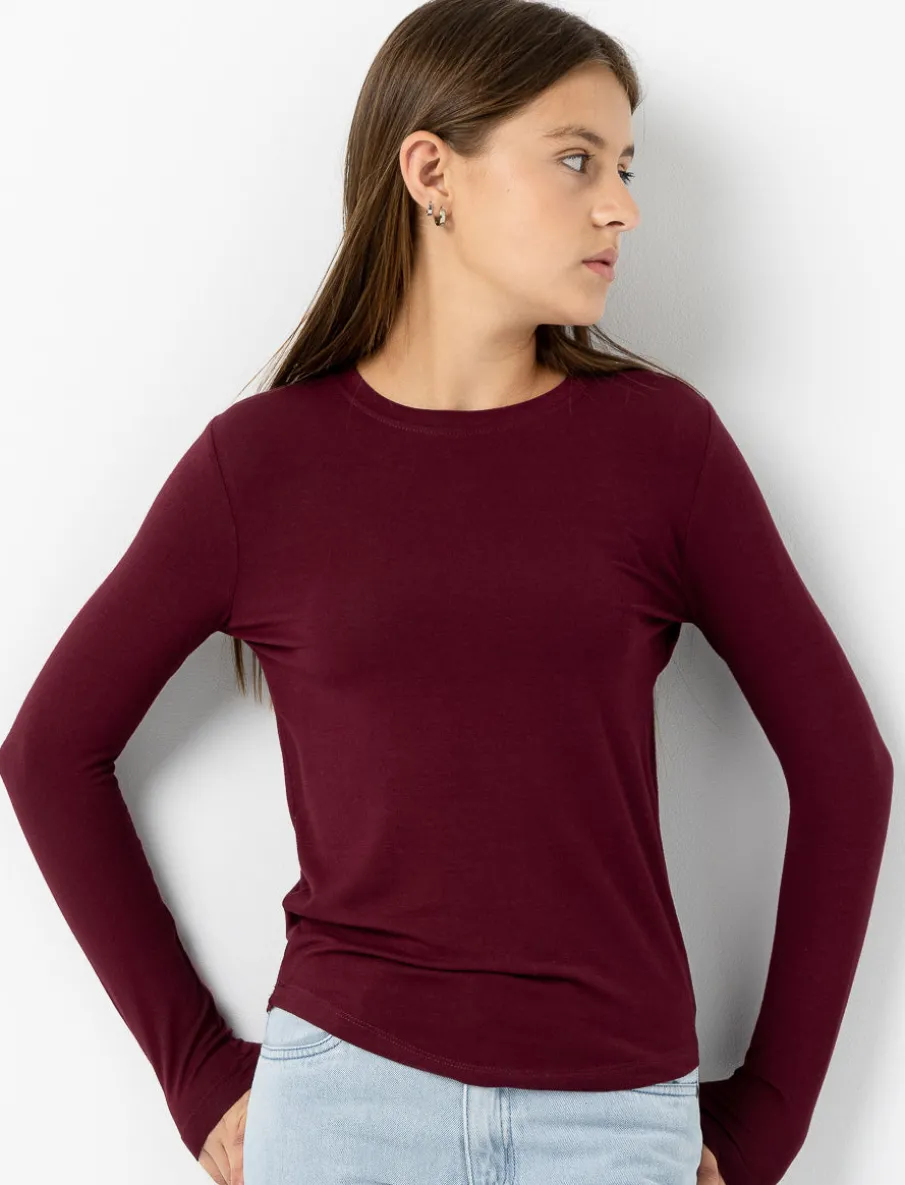 Fitted Long-sleeve T-shirt