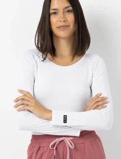 Fitted Scrub T-shirt