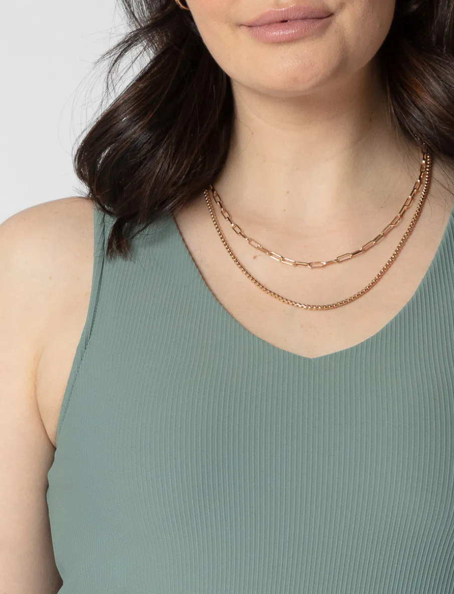 Fitted V-neck Tank top