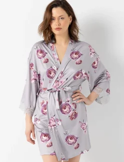 Floral Lace-trimmed Bathrobe