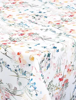 Floral Stain-resistant Wrinkle-free Tablecloth - 58 x 108 in