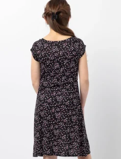 Flowing Floral Short-sleeved Dress