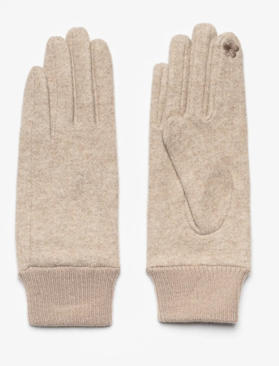 Gloves with Touchscreen Function