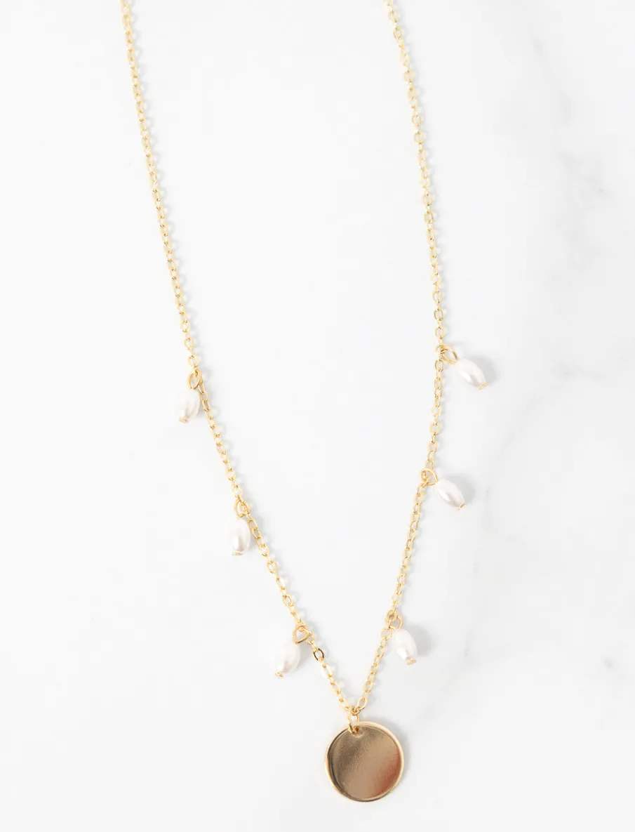Gold Pendant Necklace with Pearls