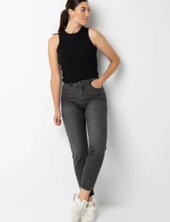High-rise Mom Jeans