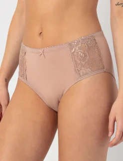 Hipster Panty with Lace
