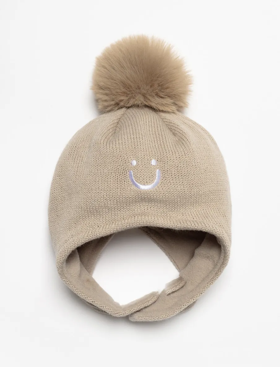 Knit Beanie with Pompom