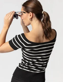 Knit Boat-neck T-shirt