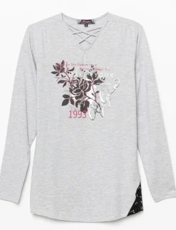 Laced V-neck Graphic T-shirt