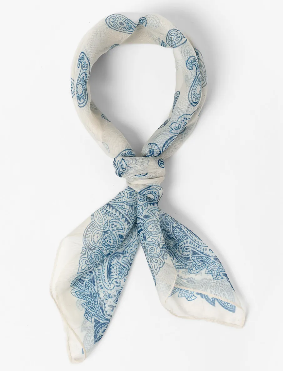 Lightweight Scarf