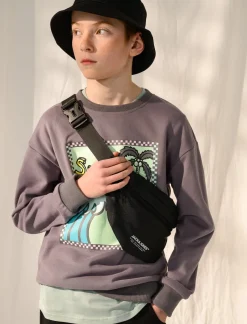 Long-sleeved fleece sweater