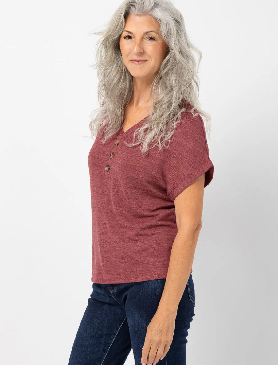 Loose-fit T-shirt with Buttons