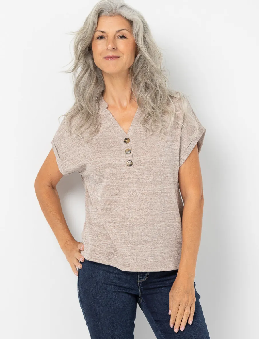 Loose-fit T-shirt with Buttons