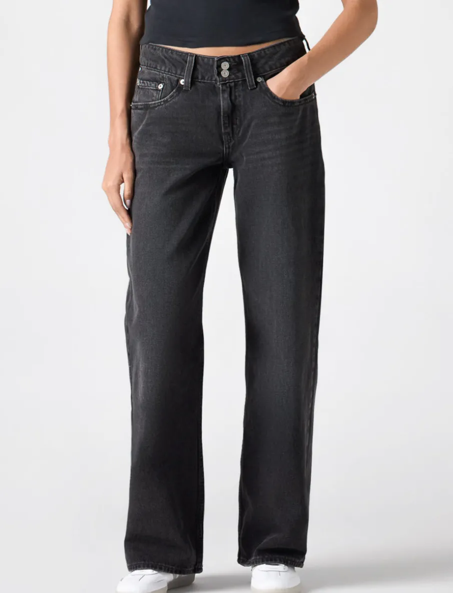 Low-rise Straight-leg Jeans
