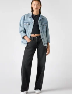 Low-rise Straight-leg Jeans