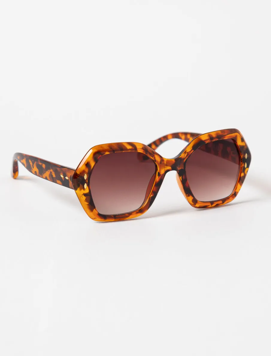 Lunettes de soleil surdimensionnées