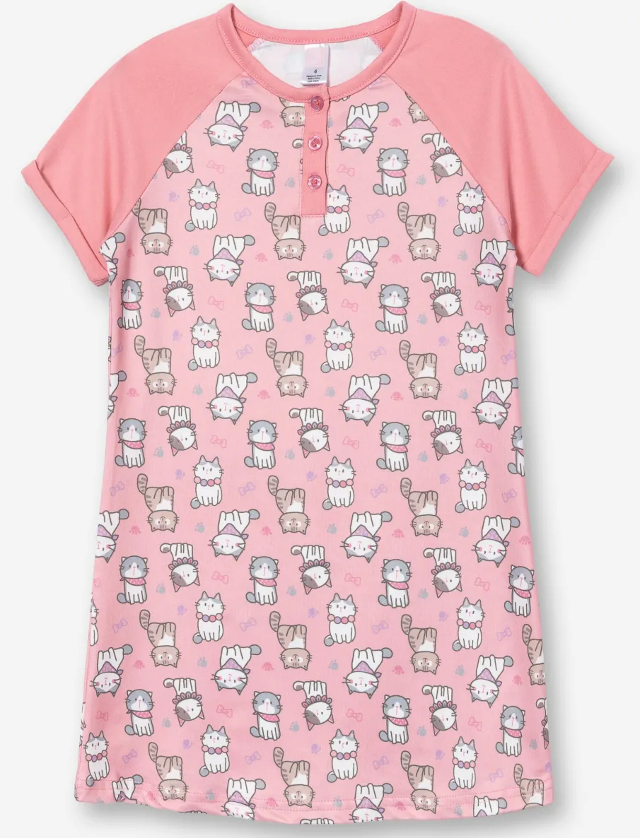 Nightshirt with cat pattern