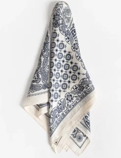 Patterned Scarf