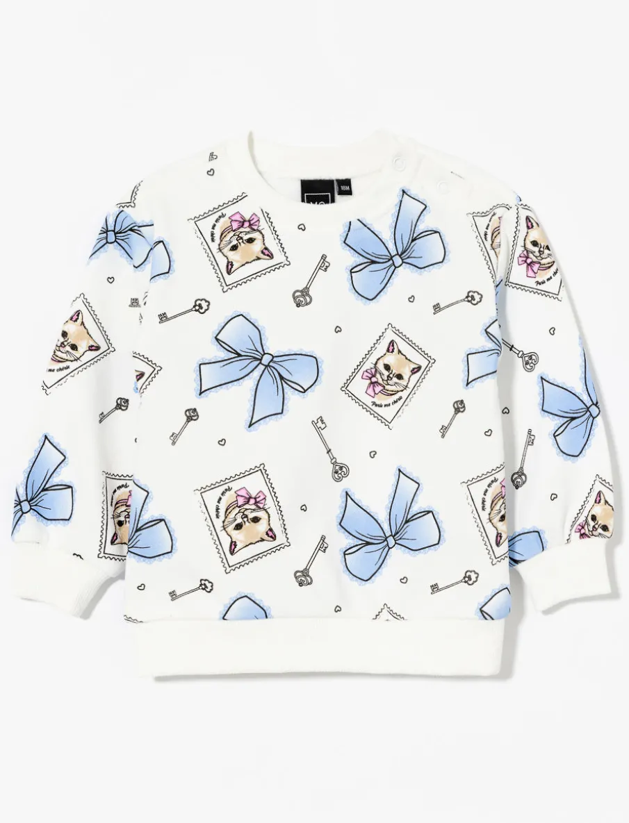 Patterned Sweatshirt