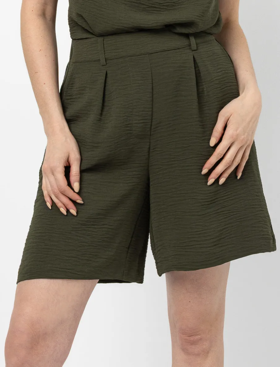 Plain Bermuda shorts
