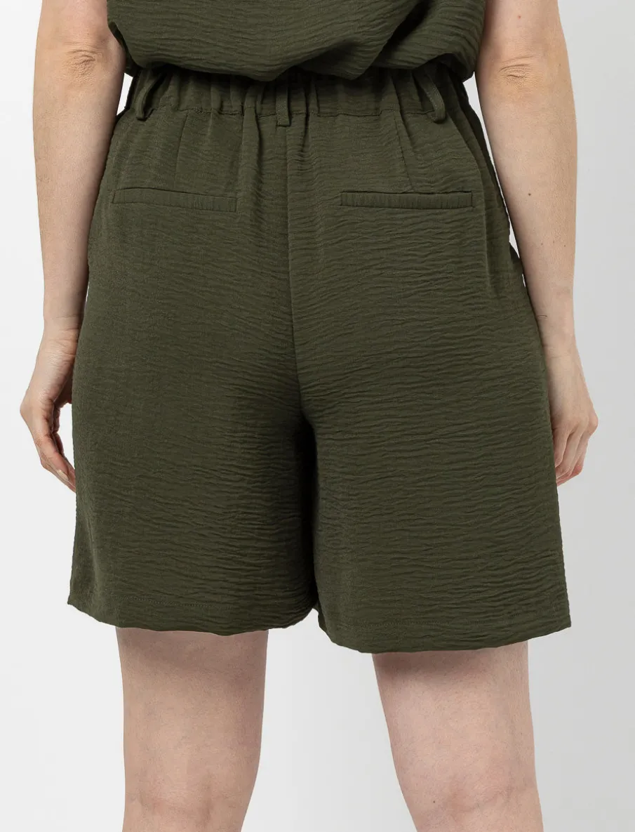 Plain Bermuda shorts