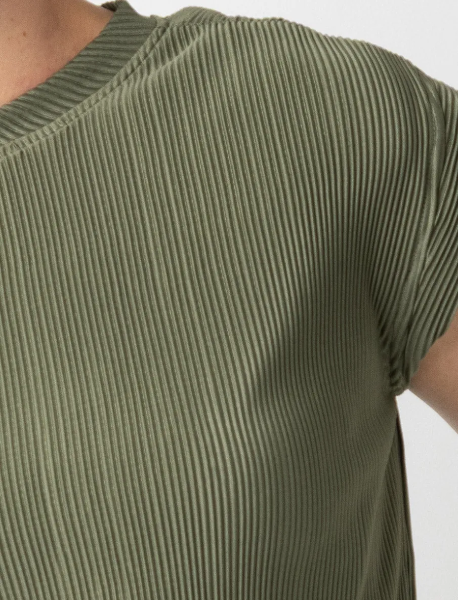 Pleated Dolman Sleeve T-shirt