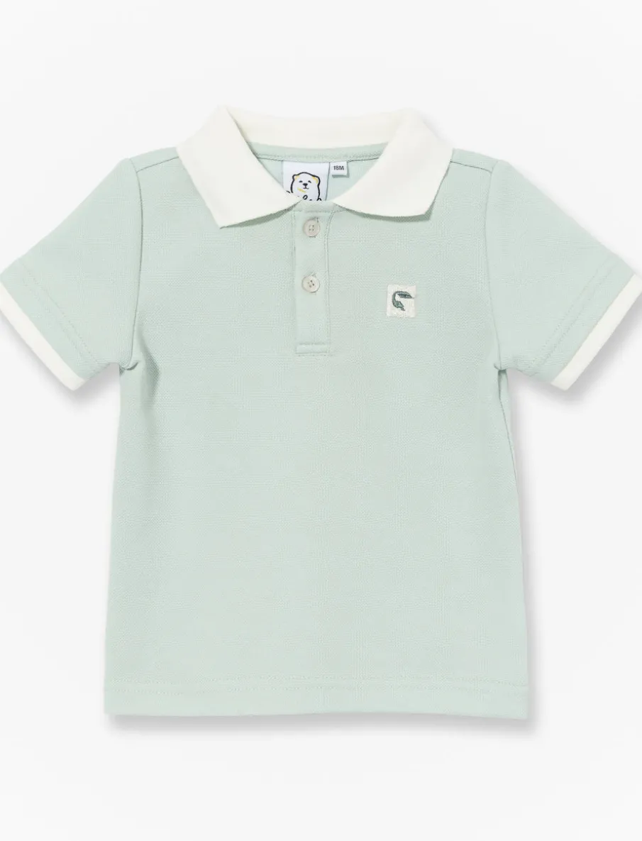 Polo Shirt with Contrasting Collar