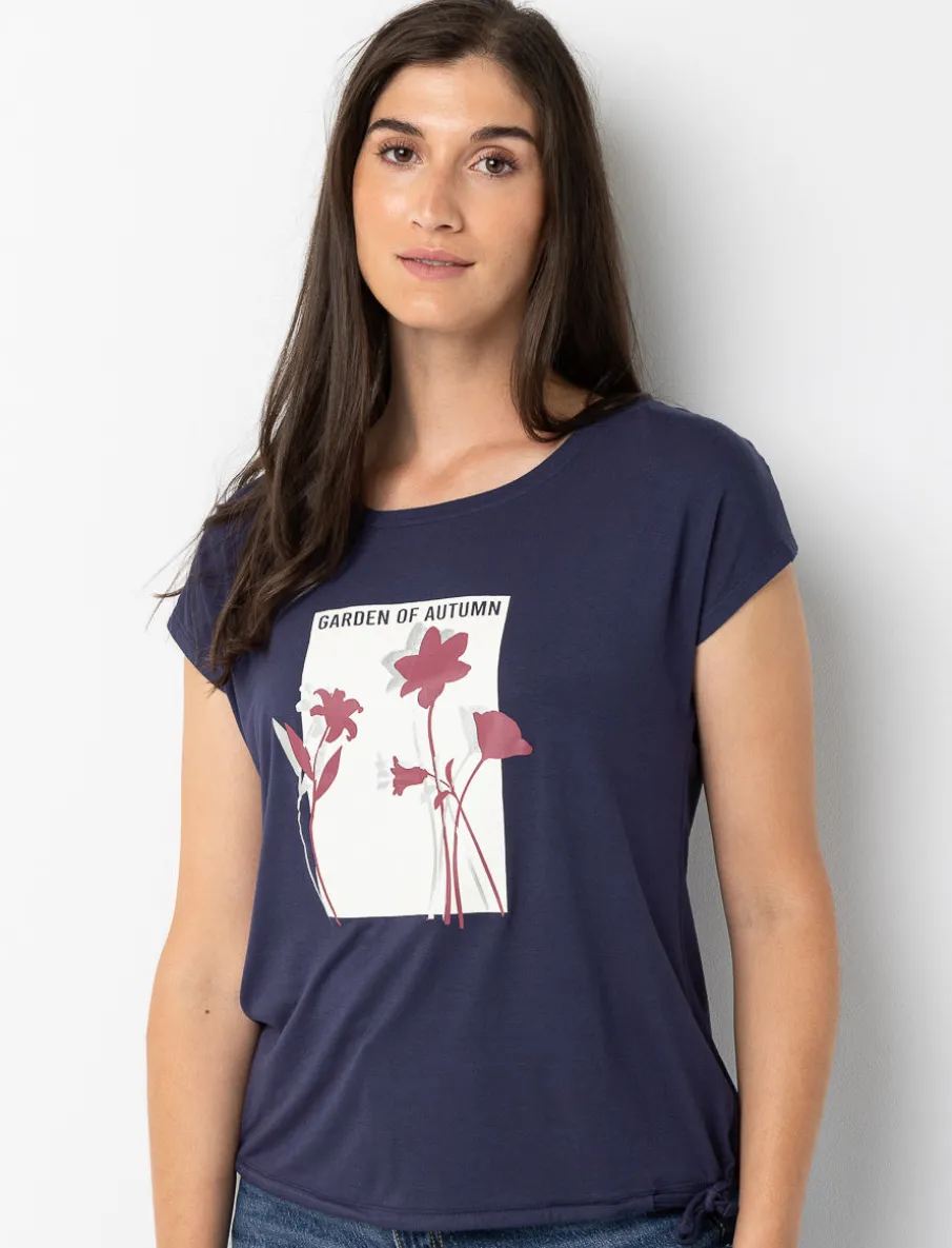 Printed T-shirt with Adjustable Hem