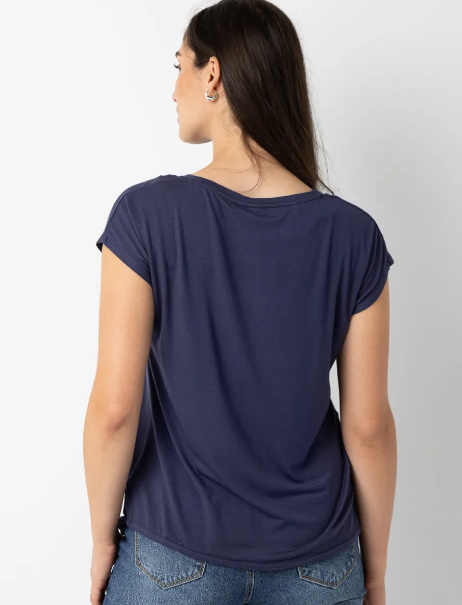 Printed T-shirt with Adjustable Hem
