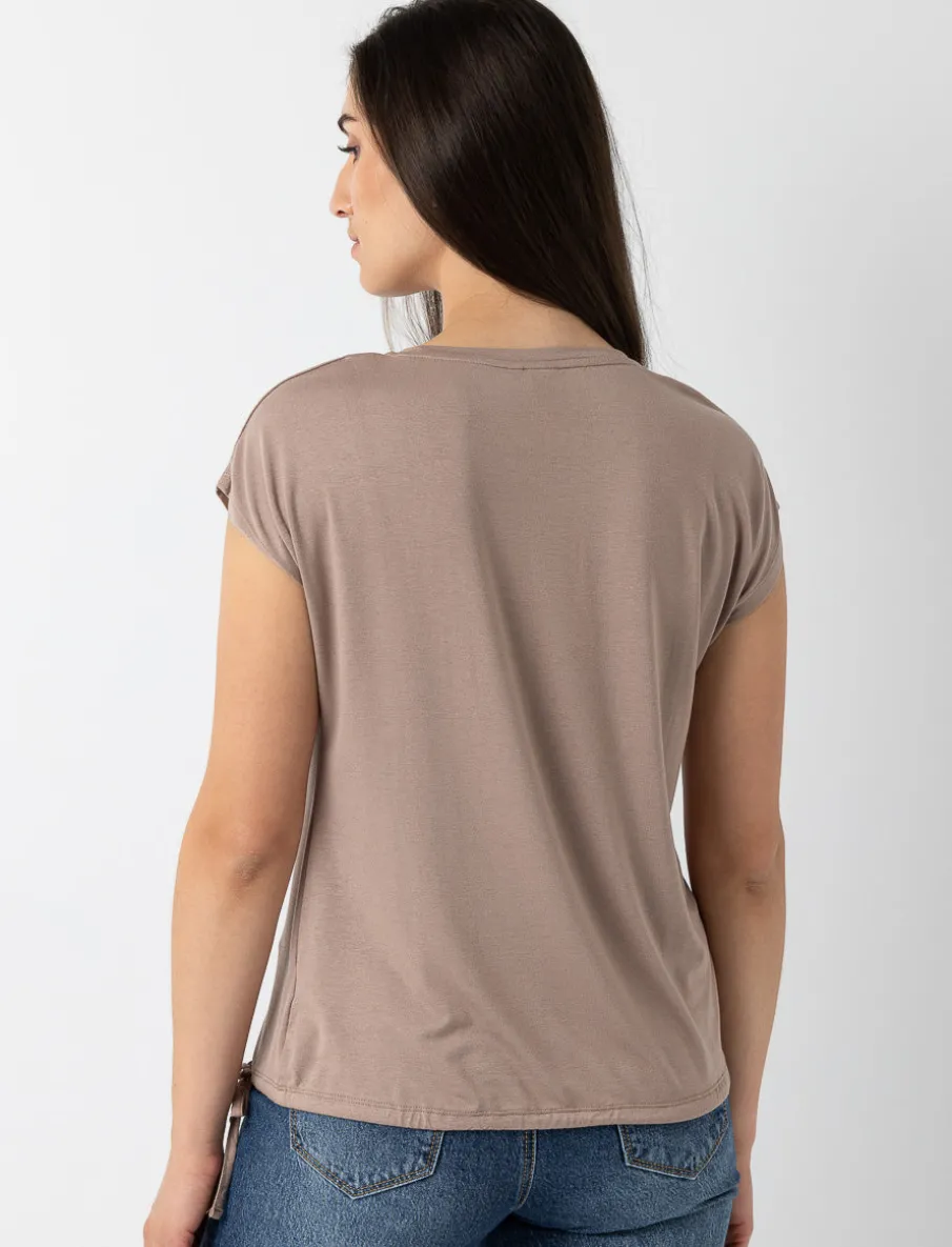 Printed T-shirt with Adjustable Hem