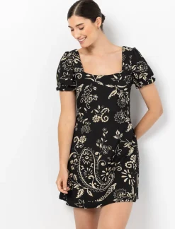 Puff-sleeved Dress