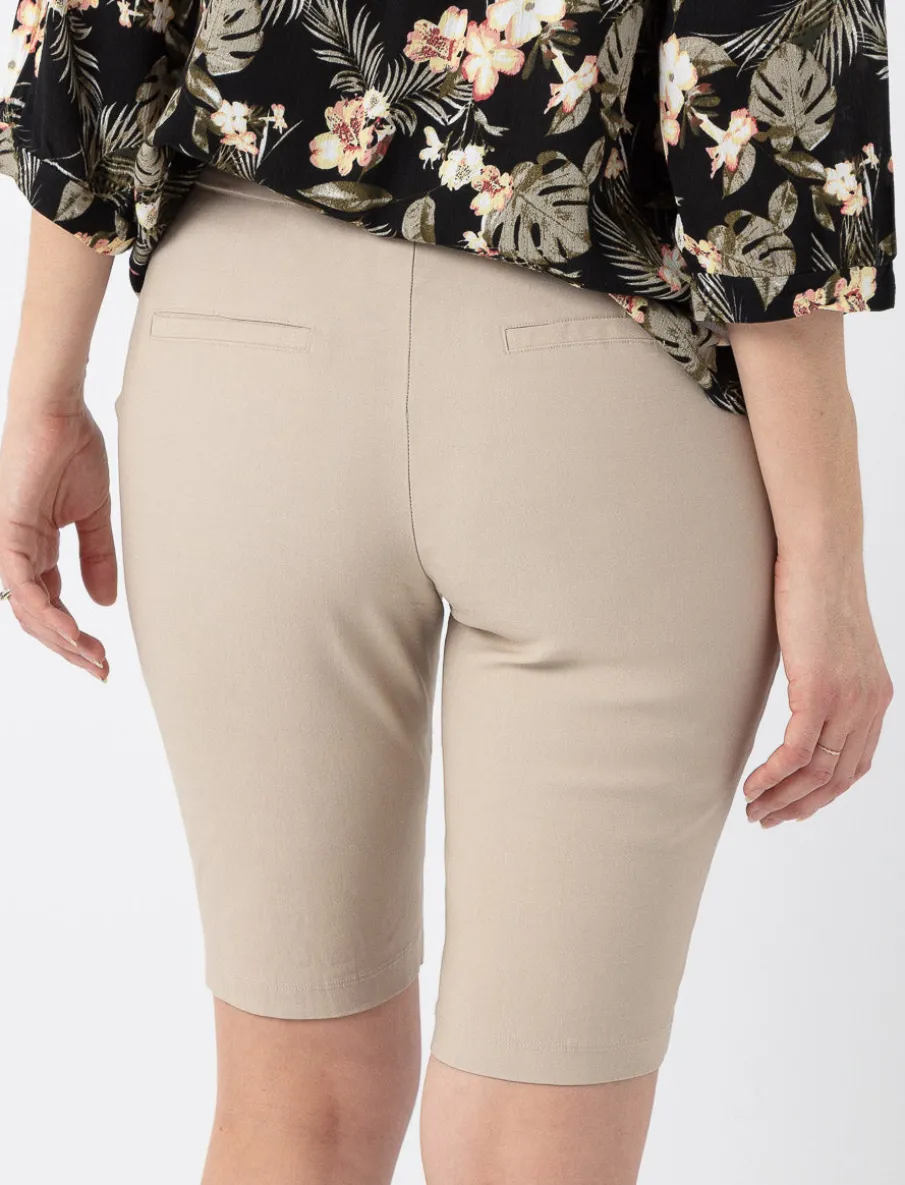Pull-on Bermuda