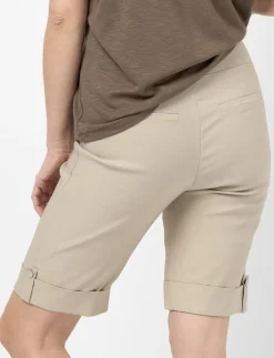 Pull-on Bermuda shorts