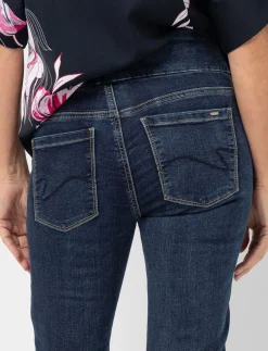 Pull-on Skinny Jeans