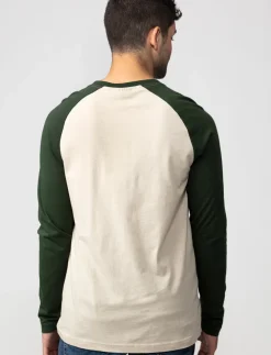 Raglan-sleeve T-shirt