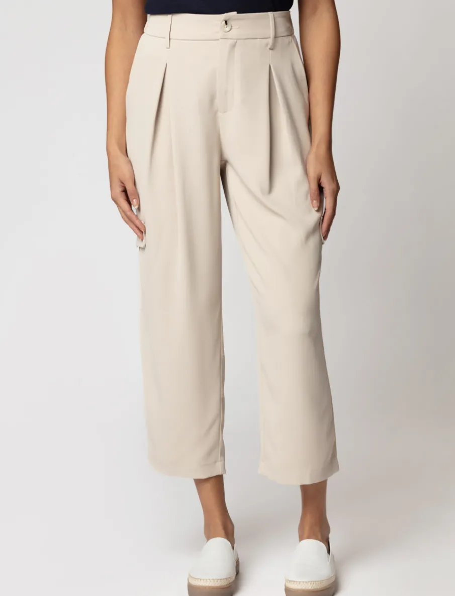 Regular-rise Capri Pants