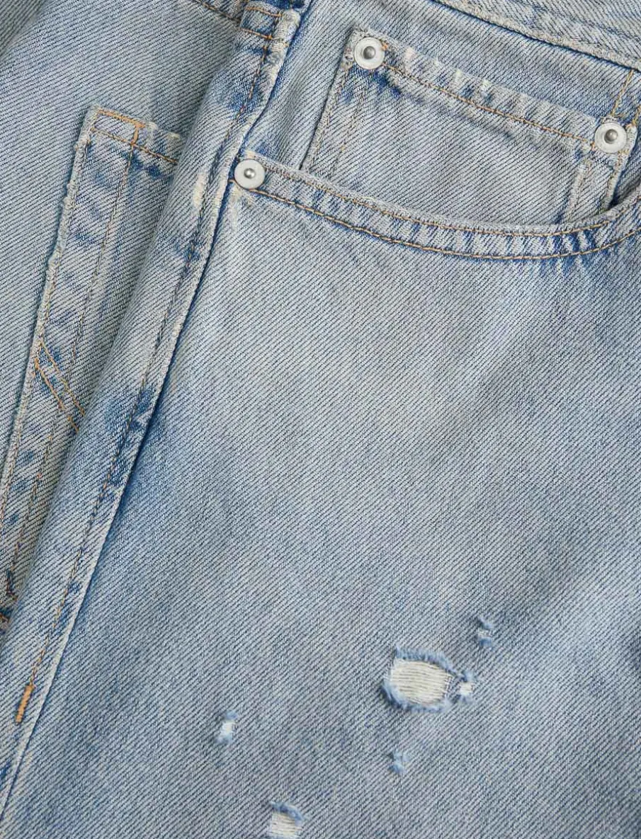 Regular-rise Jeans with Distressed Knee