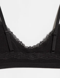 Ribbed Bralette with Lace