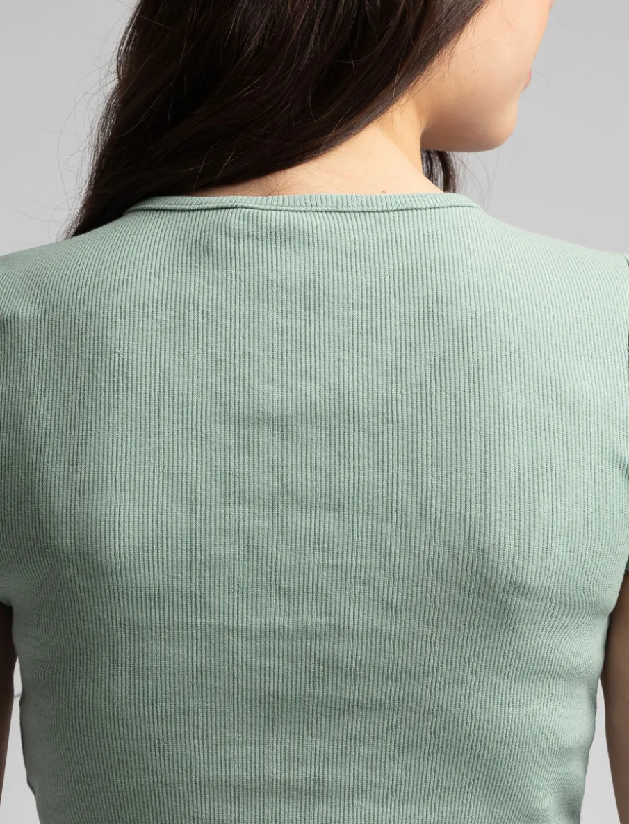 Ribbed Henley Collar T-Shirt