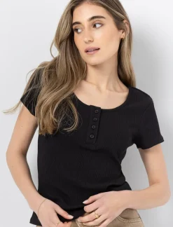 Ribbed Scoop-neck T-shirt