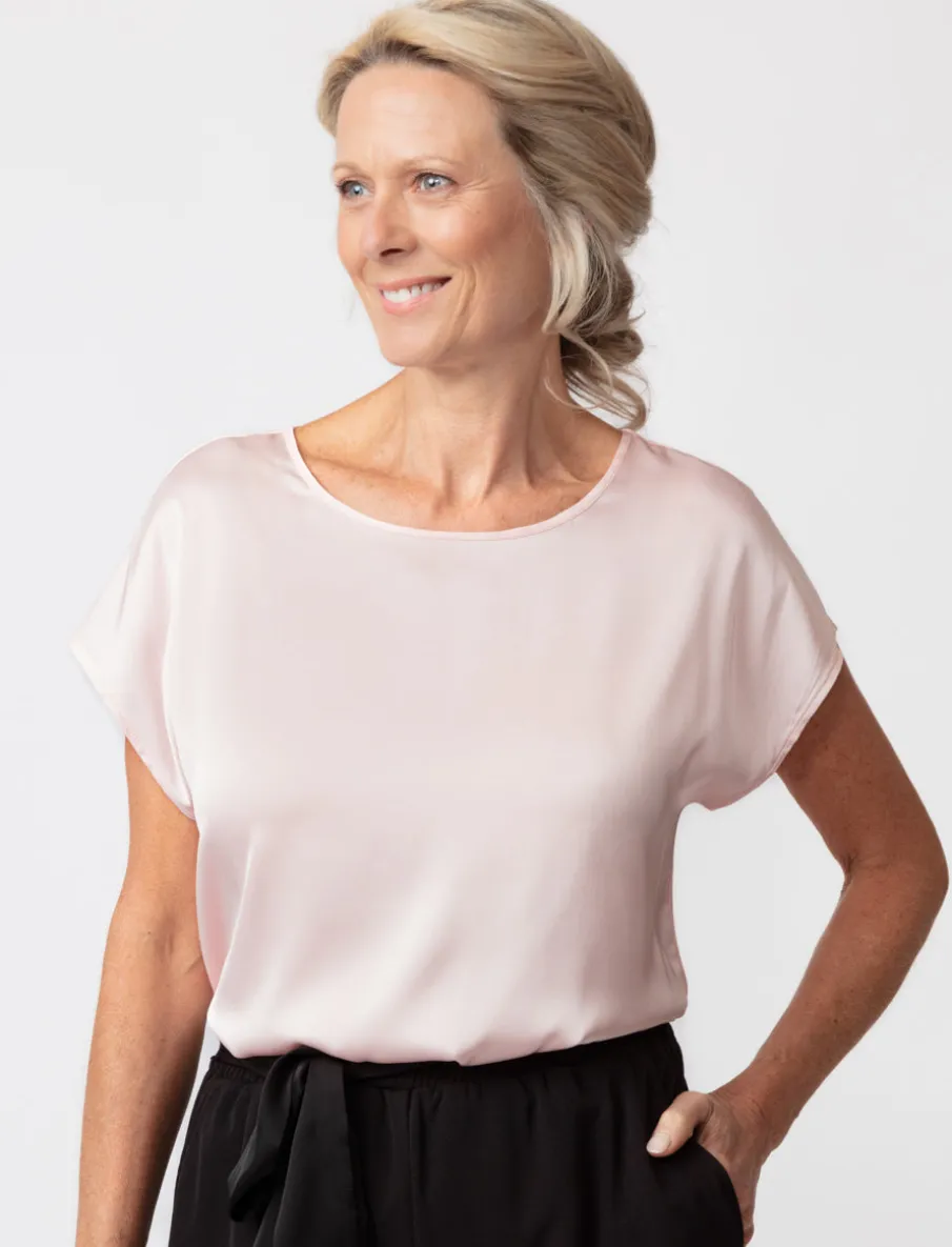 Satiny Dolman-sleeve T-shirt