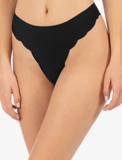 Seameless Thong