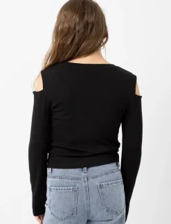 Semi-fitted T-Shirt with Open Shoulders